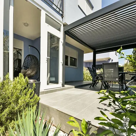 Apartment Mare By Interhome